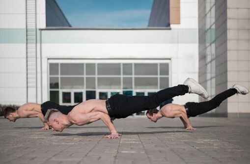 Calisthenics Chest Exercises: The Guide to Building Strength 