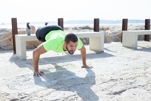 Calisthenics Chest Exercises: The Guide to Building Strength 